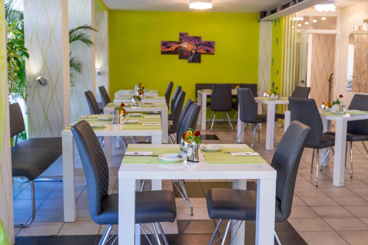 玫瑰园酒店 Schwäbisch Gmünd 外观 照片